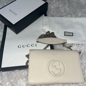 Gucci white purse medium size